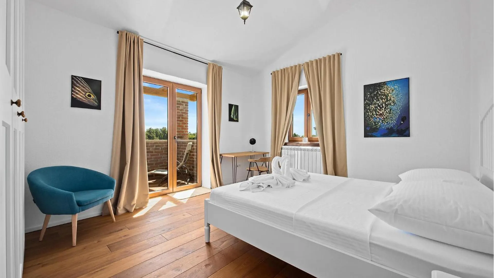 Beautiful Home In Cabrunici With Kitchen