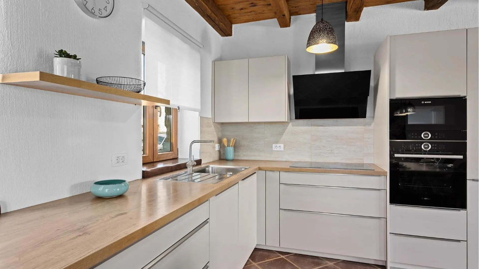Beautiful Home In Cabrunici With Kitchen Croatia